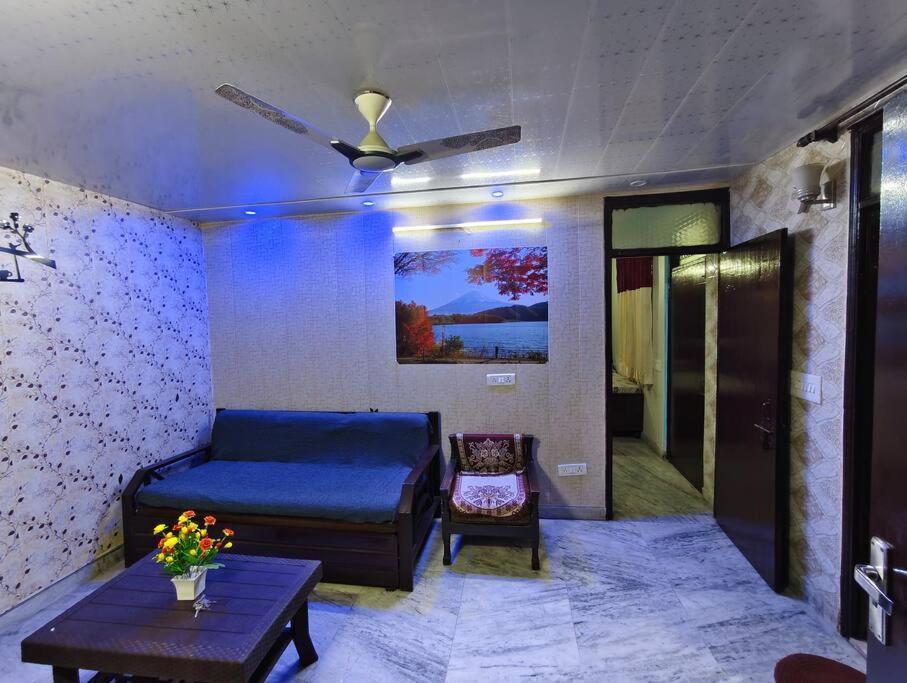 Peaceful Stay 1 Bhk Appartment Nueva Delhi Exterior foto